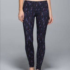 Lululemon Wunder Under Pant Stained Glass Love sz2